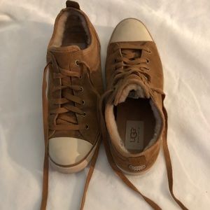 🍂Chestnut Ugg shoes.